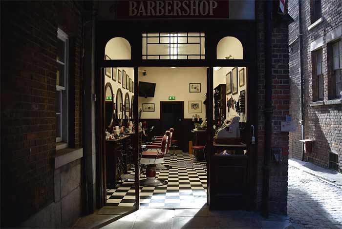 آرایشگاه زنانه یا مردانه