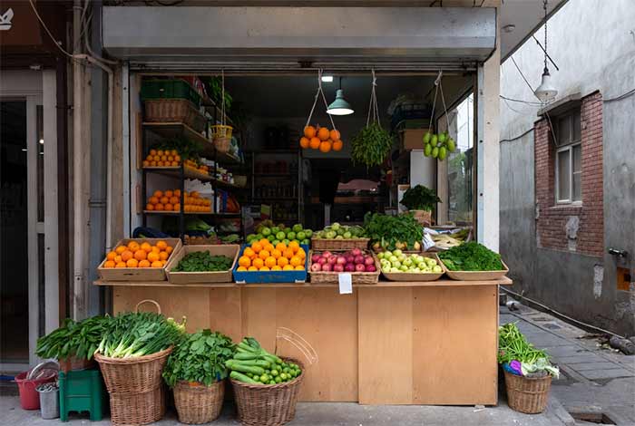 میوه‌فروشی کوچک یا تره‌بار